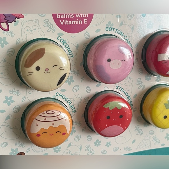 Squishmallows Macaron 8pc Flavored Lip Balms Set New in Package - Picture 4 of 7